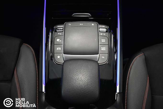 MERCEDES-BENZ GLA 200 d Automatic 4Matic Premium